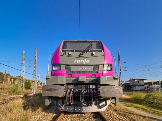 locomotora stadler multisistema EURO6000 realizada por Santy Clavel