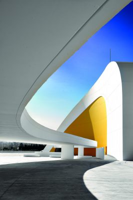 Fotografía del Centro Niemeyer, Avilés, Asturias.